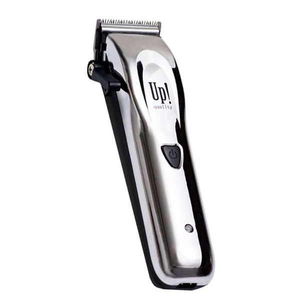 Caracteristicas:
<br>Máquina de corte profesional recargable, funciona con  o sin cable.
<br>Motor  MAQUINA CORTE UP 3.42 TRIMMER50.00
